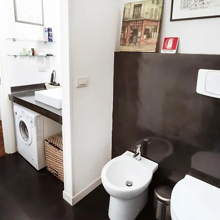 Appartement Cosy And Bright Flat In The Heart Of Porta Venezia Milaan