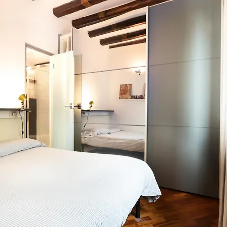 Cosy And Bright Flat In The Heart Of Porta Venezia Apartamento *