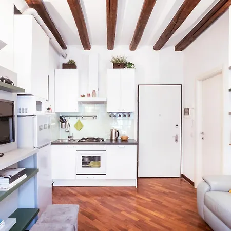 Apartamento Cosy And Bright Flat In The Heart Of Porta Venezia *