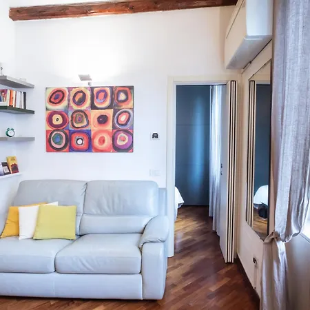Cosy And Bright Flat In The Heart Of Porta Venezia Apartamento